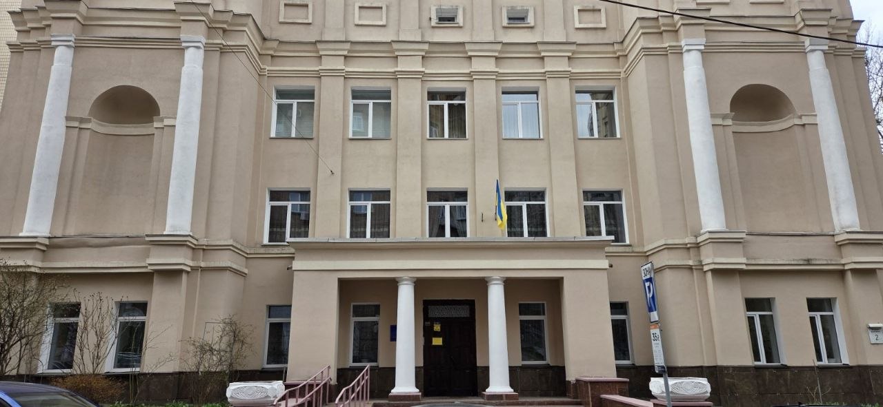 Палац Дарвіна 2.